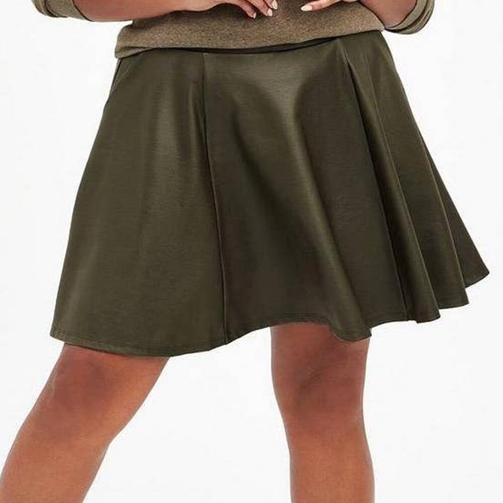 Sexy Torrid 2 (2X 18/20) Ponte Coated Olive Green Circle Mini Skirt w/Pockets‎